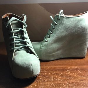 Jeffery Campbell green platforms